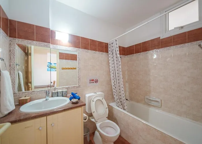 The Valley Beyond Apartament