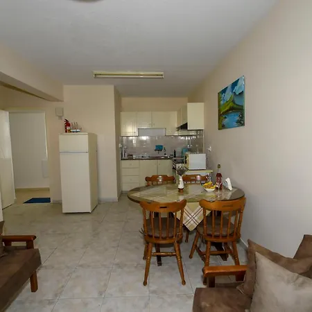 The Valley Beyond Apartment *