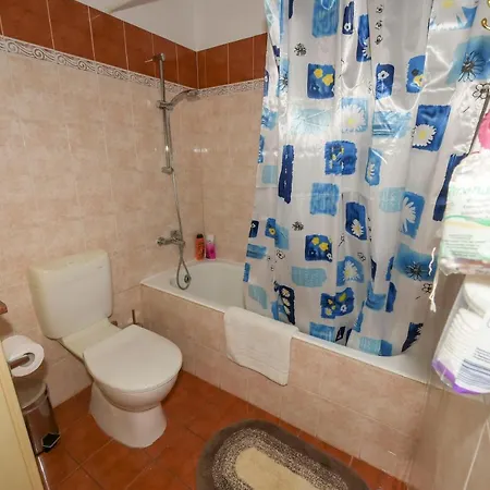 Apartment The Valley Beyond